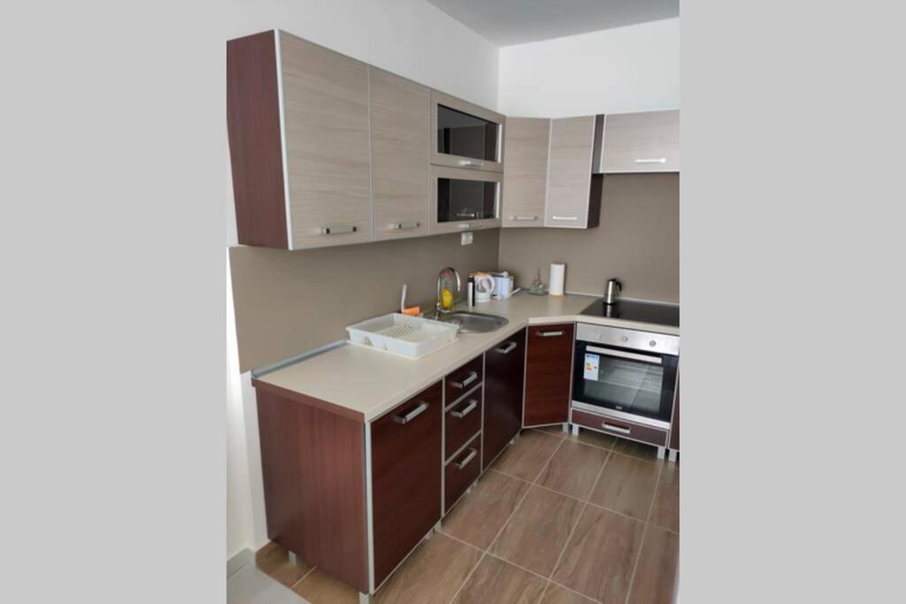 Plaza Apartman - City Center, Free Parking, Free Wifi Ντέμπρετσεν Εξωτερικό φωτογραφία